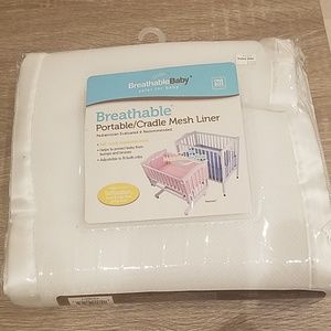 Breathable cradle mesh liner